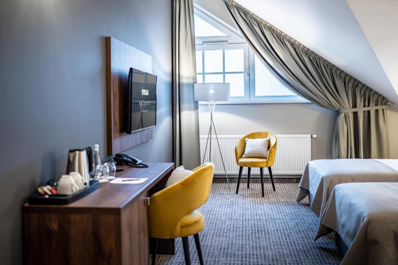 Sezony. Restauracja I Hotel Kostrzyn Eksteriør bilde
