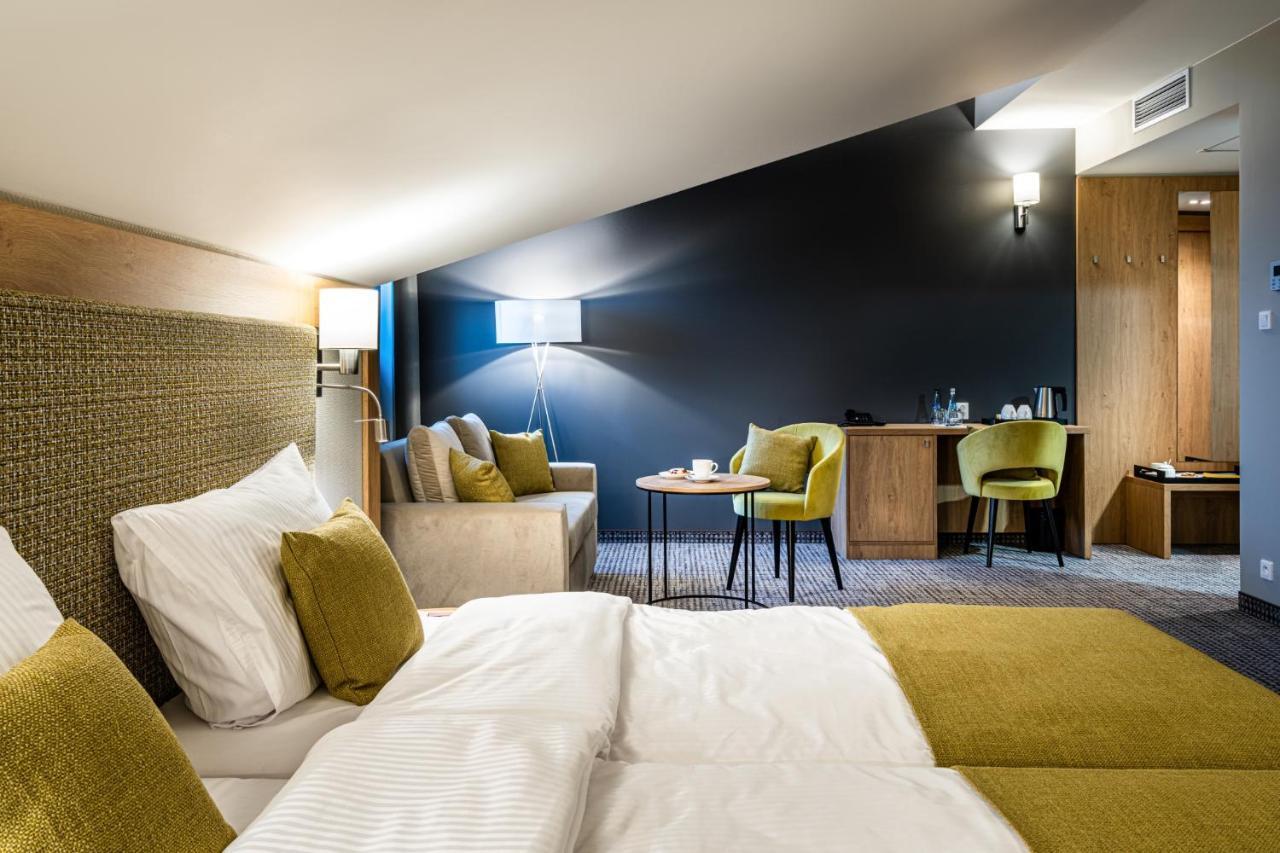 Sezony. Restauracja I Hotel Kostrzyn Eksteriør bilde